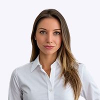 Julia-T-Headshot